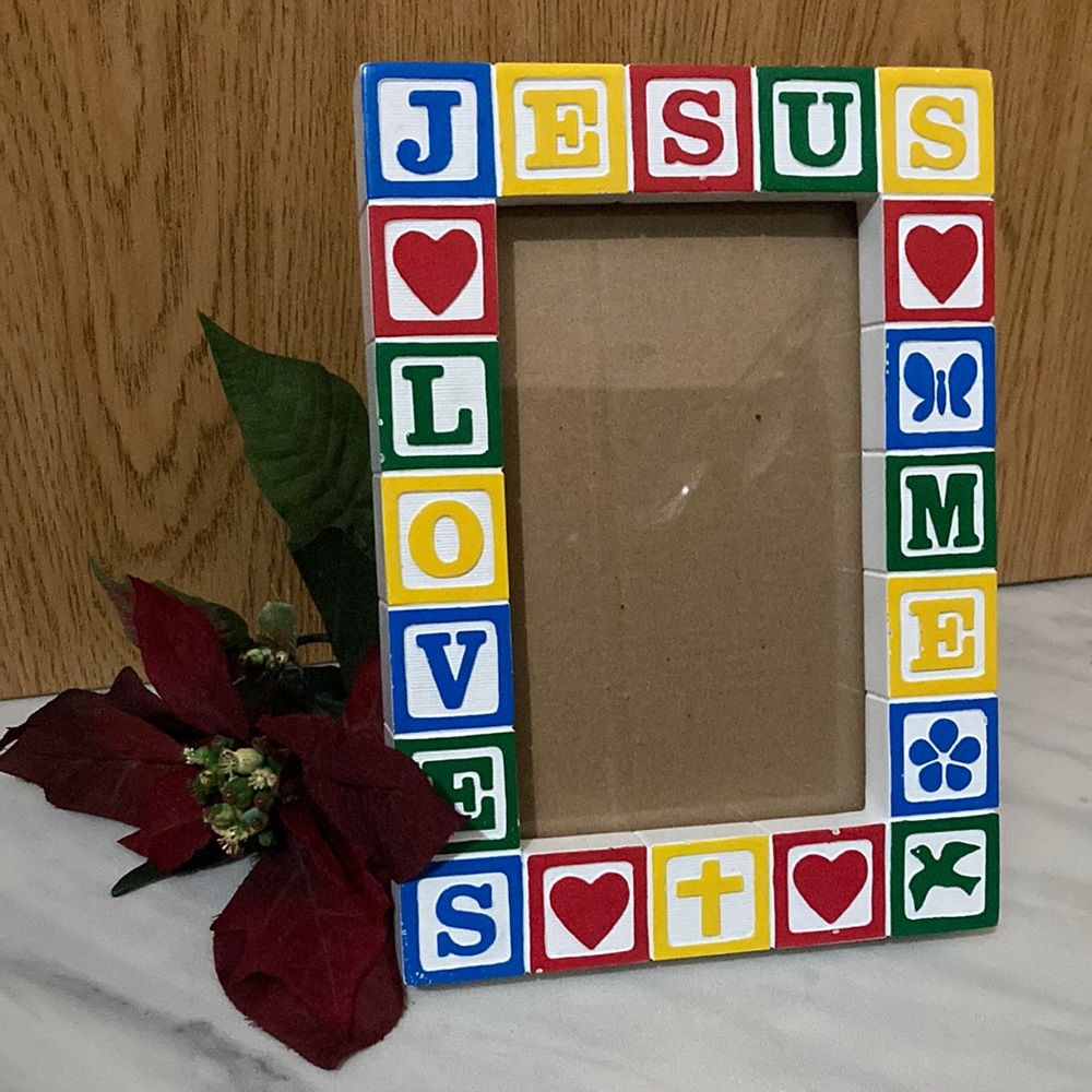 Children’s Vintage Primary Color Block  “Jesus Loves Me” Picture Frame (4x6 pic)